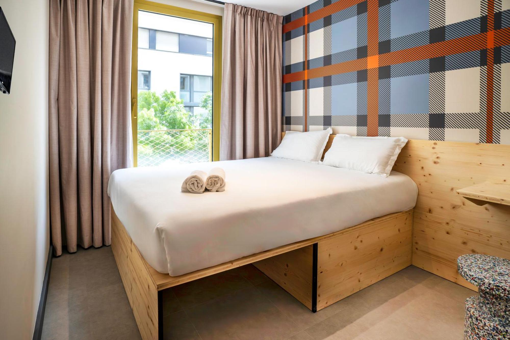 Easyhotel Marseille Euromed Exterior foto
